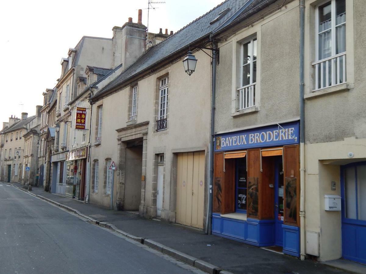 Apartament Au Coeur Du Centre Historique Bayeux Zewnętrze zdjęcie